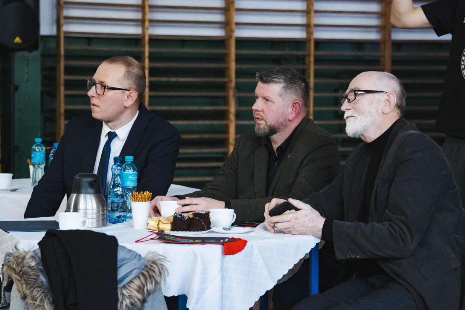 Zdjęcie w galerii na portalu naszwodzislaw.com: Zacięte walki podczas Boxing Day [FOTO] wiadomości z regionu