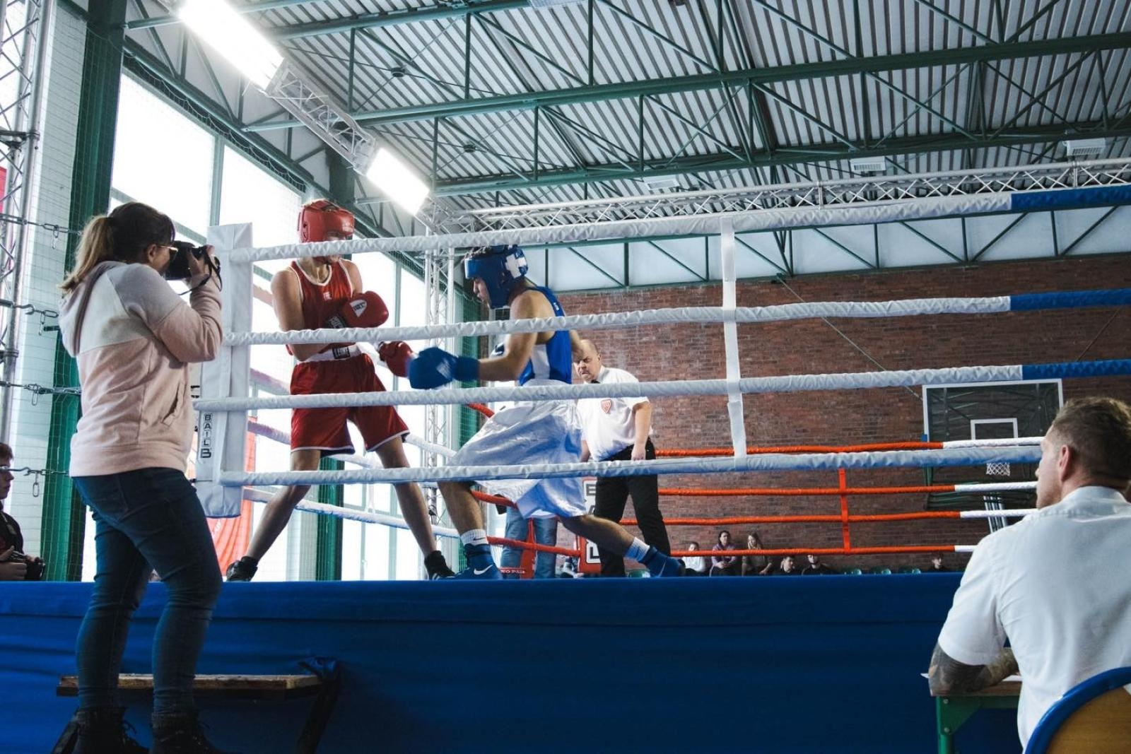 Zdjęcie w galerii na portalu naszwodzislaw.com: Zacięte walki podczas Boxing Day [FOTO] wiadomości z regionu