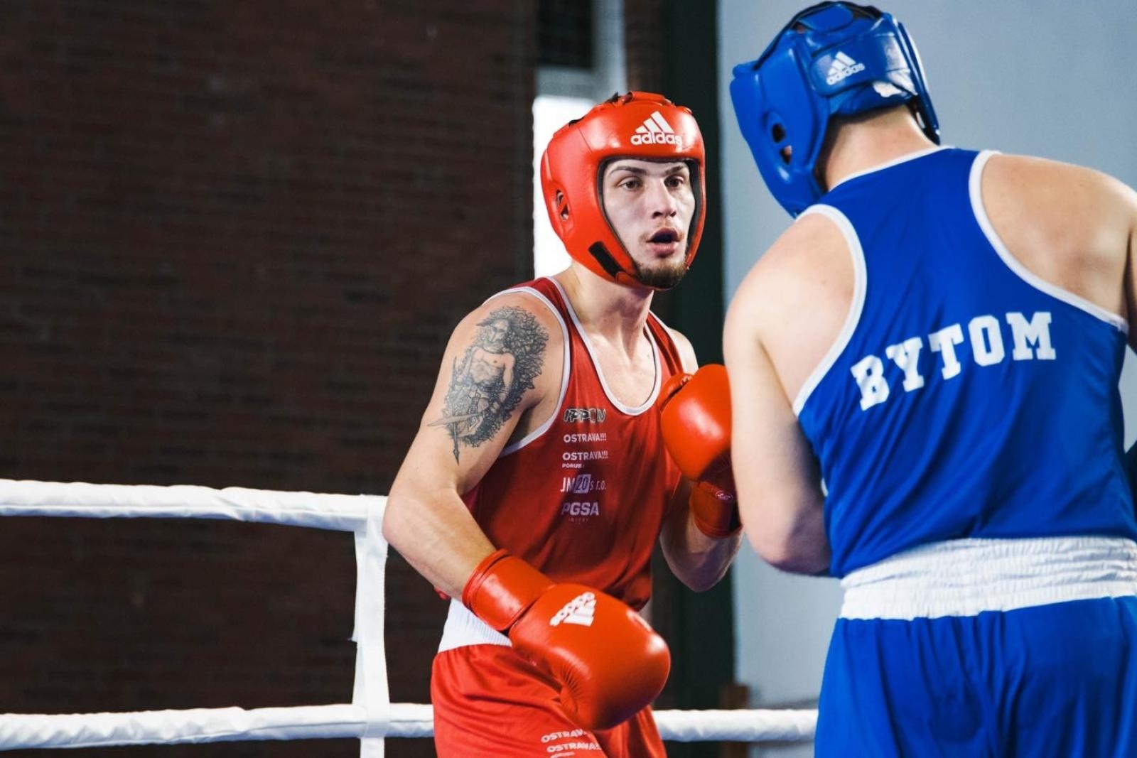 Zdjęcie w galerii na portalu naszwodzislaw.com: Zacięte walki podczas Boxing Day [FOTO] wiadomości z regionu