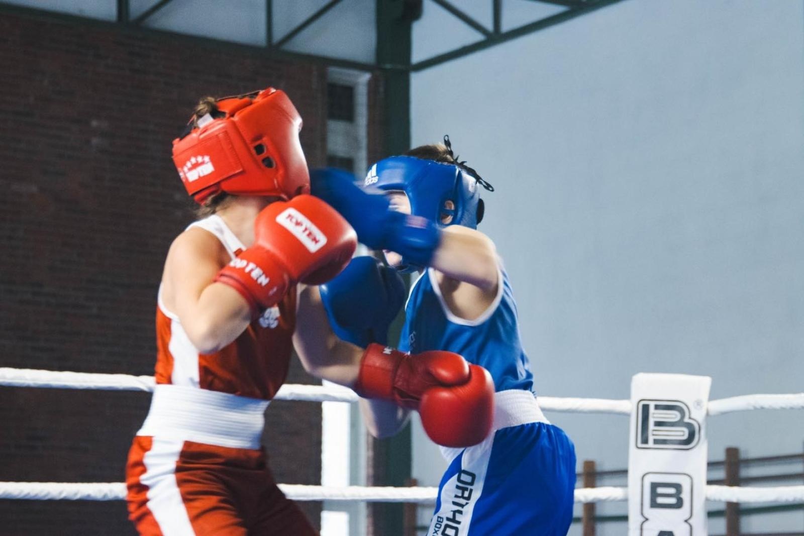 Zdjęcie w galerii na portalu naszwodzislaw.com: Zacięte walki podczas Boxing Day [FOTO] wiadomości z regionu