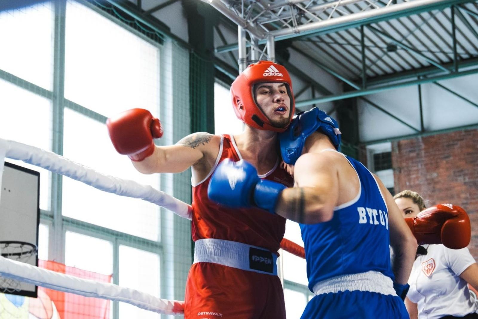 Zdjęcie w galerii na portalu naszwodzislaw.com: Zacięte walki podczas Boxing Day [FOTO] wiadomości z regionu