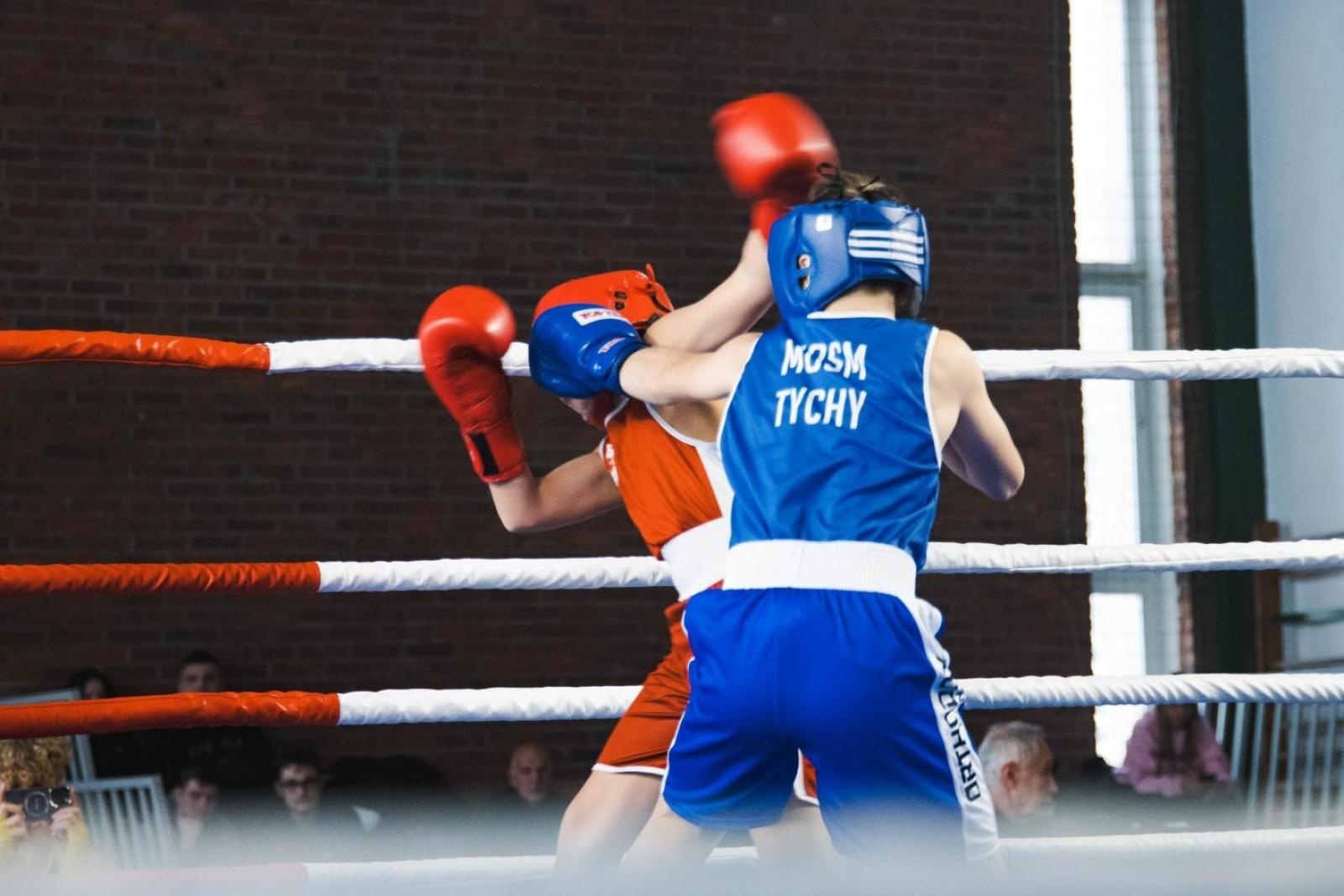Zdjęcie w galerii na portalu naszwodzislaw.com: Zacięte walki podczas Boxing Day [FOTO] wiadomości z regionu
