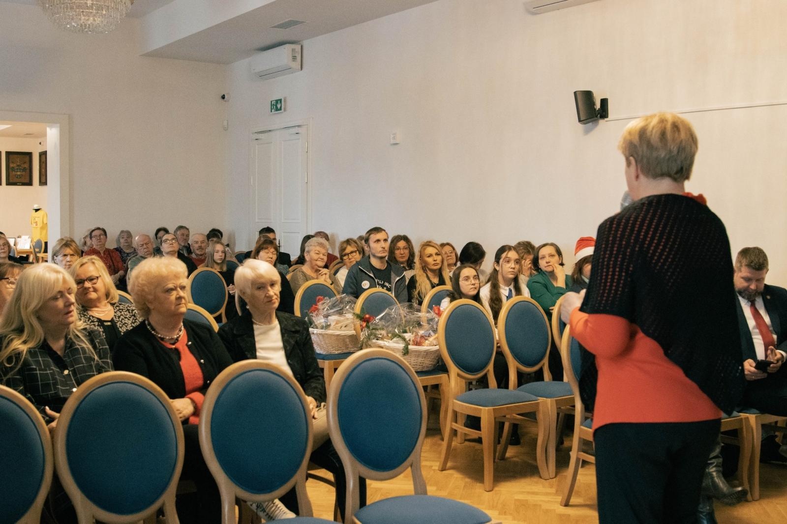 Zdjęcie w galerii na portalu naszwodzislaw.com: Wolontariusze ziemi wodzisławskiej docenieni [FOTO] wiadomości z regionu