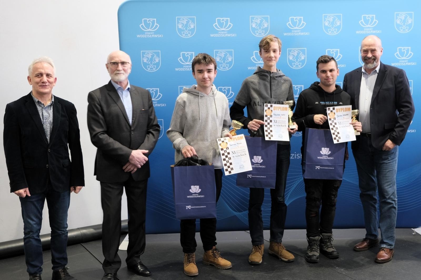 Zdjęcie w galerii na portalu naszwodzislaw.com: Indywidualne Mistrzostwa Powiatu Wodzisławskiego w szachach za nami wiadomości z regionu