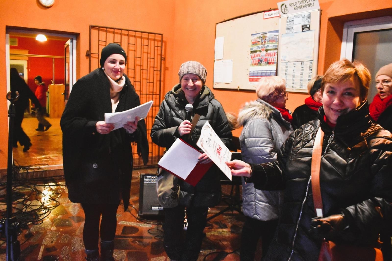 Zdjęcie w galerii na portalu naszwodzislaw.com: Gołkowice gościły jarmark bożonarodzeniowy wiadomości z regionu