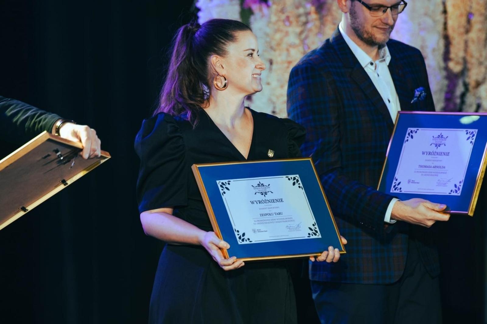 Zdjęcie w galerii na portalu naszwodzislaw.com: Zachwycające święto twórców kultury w Wodzisławiu Ślaskim [FOTO] wiadomości z regionu