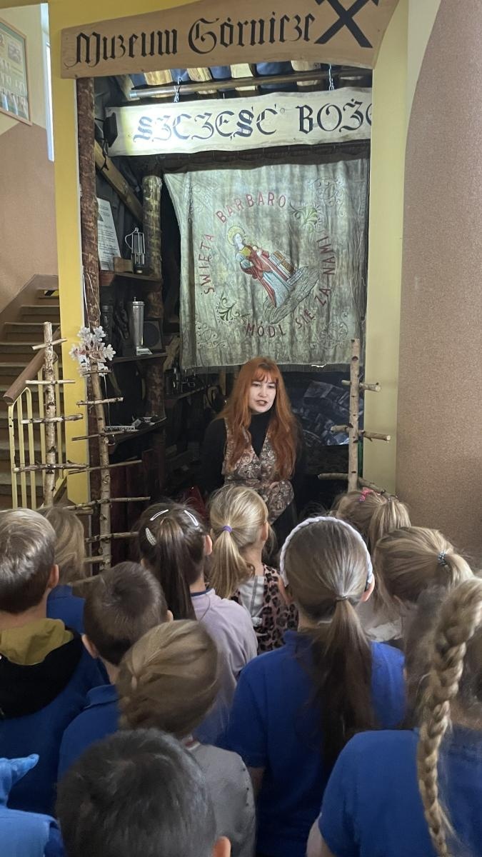 Zdjęcie w galerii na portalu naszwodzislaw.com: Jeżech ze Ślonska, przaja tradycjom. Projekt w ZSP1 wiadomości z regionu