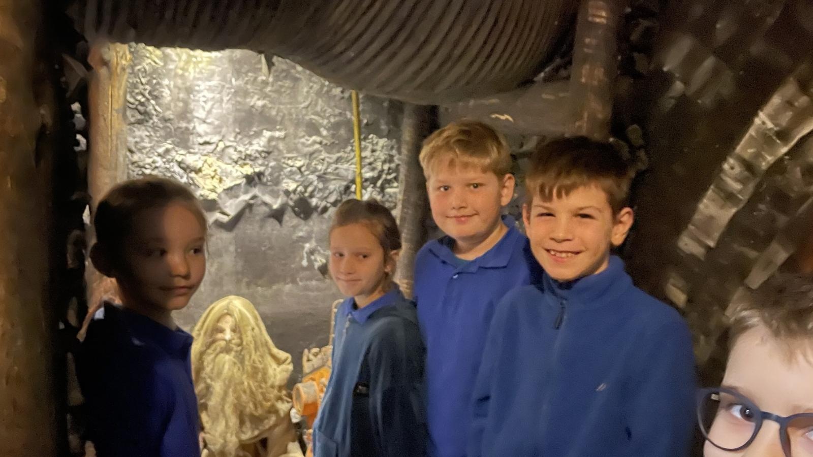 Zdjęcie w galerii na portalu naszwodzislaw.com: Jeżech ze Ślonska, przaja tradycjom. Projekt w ZSP1 wiadomości z regionu