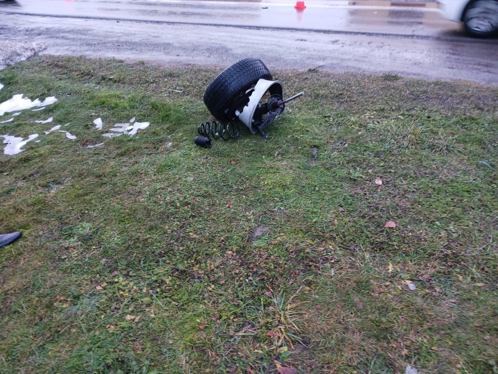 Zdjęcie w galerii na portalu naszwodzislaw.com: Rydułtowy. Zasnął za kierownicą i spowodował kolizję wiadomości z regionu