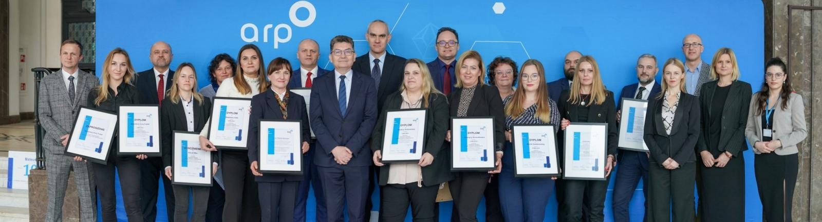 Zdjęcie w galerii na portalu naszwodzislaw.com: 3. miejsce w konkursie ARP na najlepszą pracę inżynierską dla absolwenta ANS wiadomości z regionu