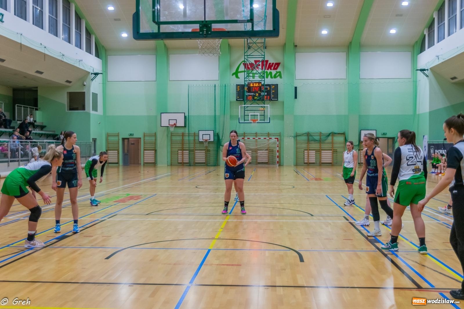 Zdjęcie w galerii na portalu naszwodzislaw.com: Koszykówka. Walka do ostatniej syreny. Olimpia górą w Raciborzu [FOTO i WIDEO] wiadomości z regionu