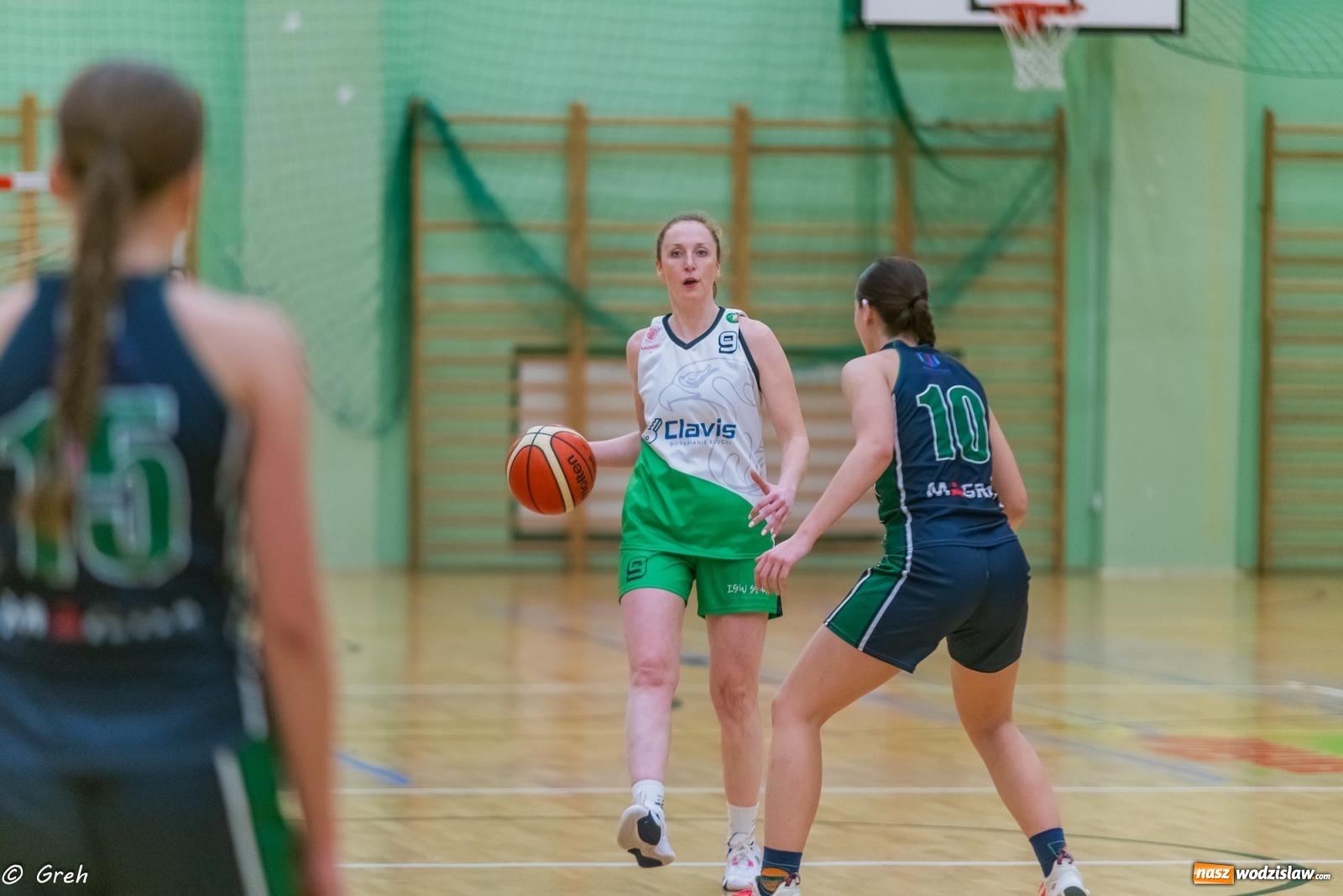 Zdjęcie w galerii na portalu naszwodzislaw.com: Koszykówka. Walka do ostatniej syreny. Olimpia górą w Raciborzu [FOTO i WIDEO] wiadomości z regionu