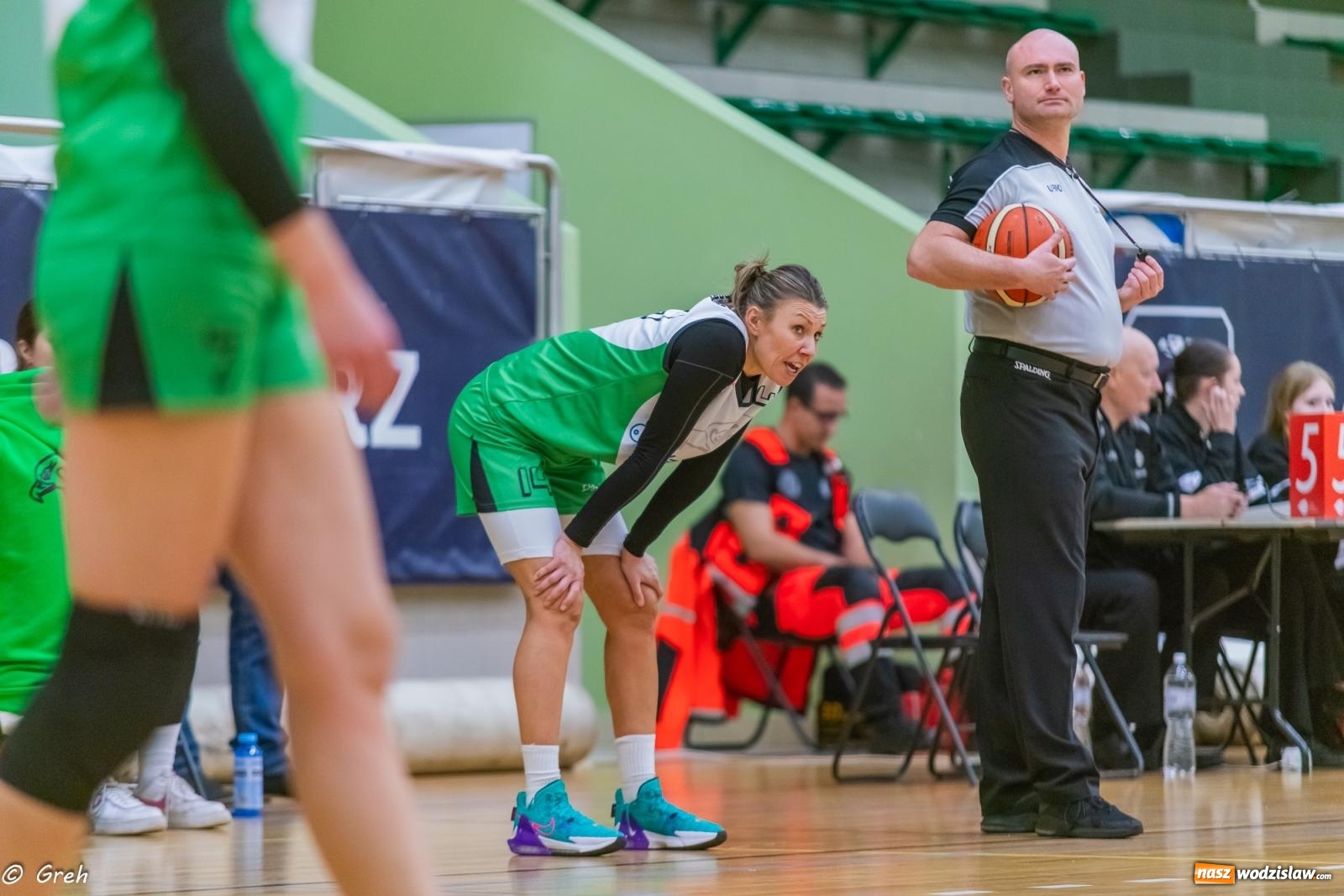 Zdjęcie w galerii na portalu naszwodzislaw.com: Koszykówka. Walka do ostatniej syreny. Olimpia górą w Raciborzu [FOTO i WIDEO] wiadomości z regionu