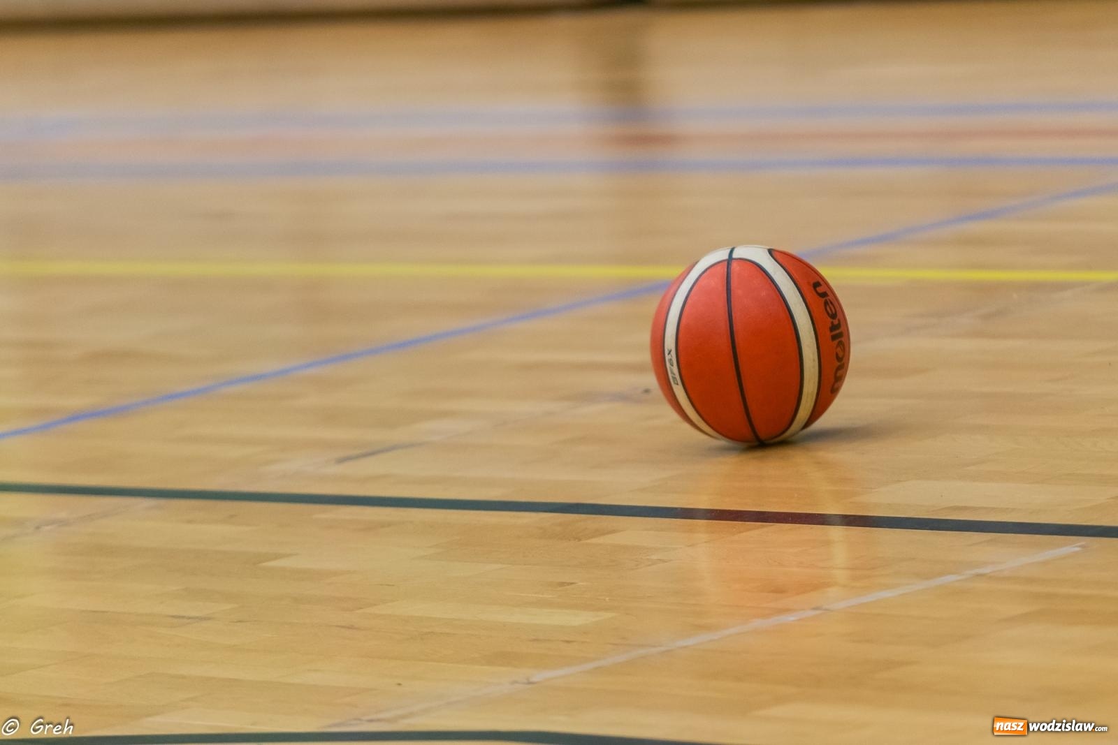 Zdjęcie w galerii na portalu naszwodzislaw.com: Koszykówka. Walka do ostatniej syreny. Olimpia górą w Raciborzu [FOTO i WIDEO] wiadomości z regionu