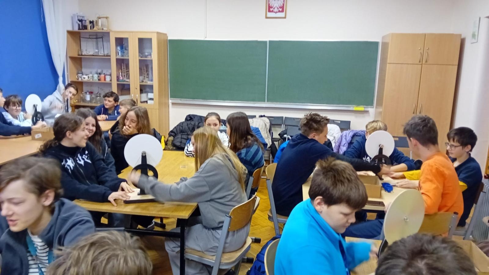 Zdjęcie w galerii na portalu naszwodzislaw.com: Goście z Krasnego Pola w zawadzkiej szkole wiadomości z regionu