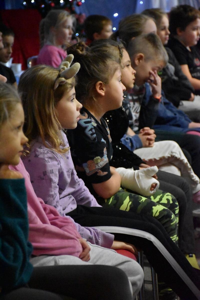 Zdjęcie w galerii na portalu naszwodzislaw.com: Wyjątkowi goście i lekcja regionalizmu w ZSP7 [FOTO] wiadomości z regionu