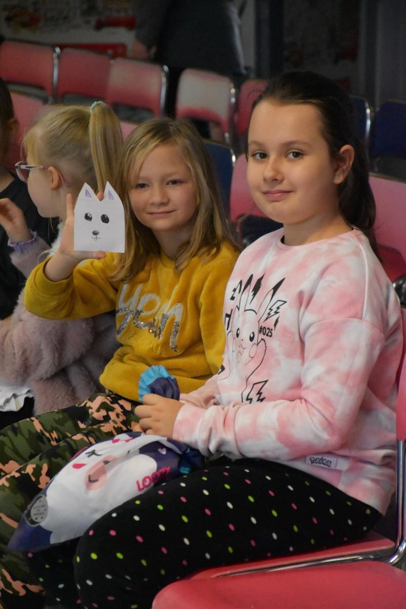 Zdjęcie w galerii na portalu naszwodzislaw.com: Wyjątkowi goście i lekcja regionalizmu w ZSP7 [FOTO] wiadomości z regionu