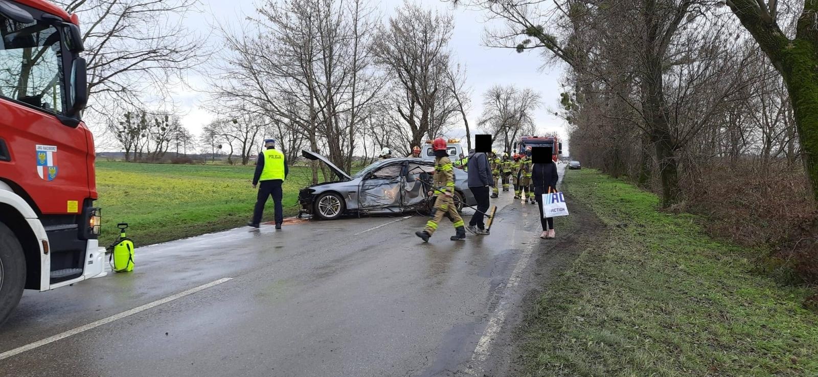 Zdjęcie w galerii na portalu naszwodzislaw.com: Kierowca BMW wypadł z jezdni na trasie Racibórz-Lubomia [FOTO] wiadomości z regionu