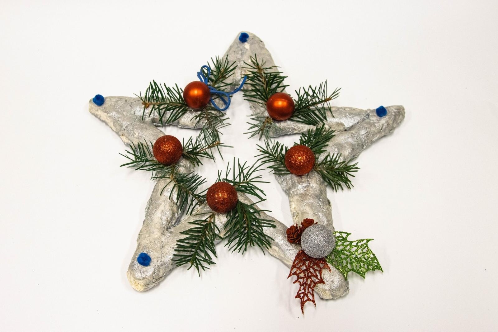 Zdjęcie w galerii na portalu naszwodzislaw.com: Znamy zwycięzców konkursu na najpiękniejszy stroik [FOTO] wiadomości z regionu