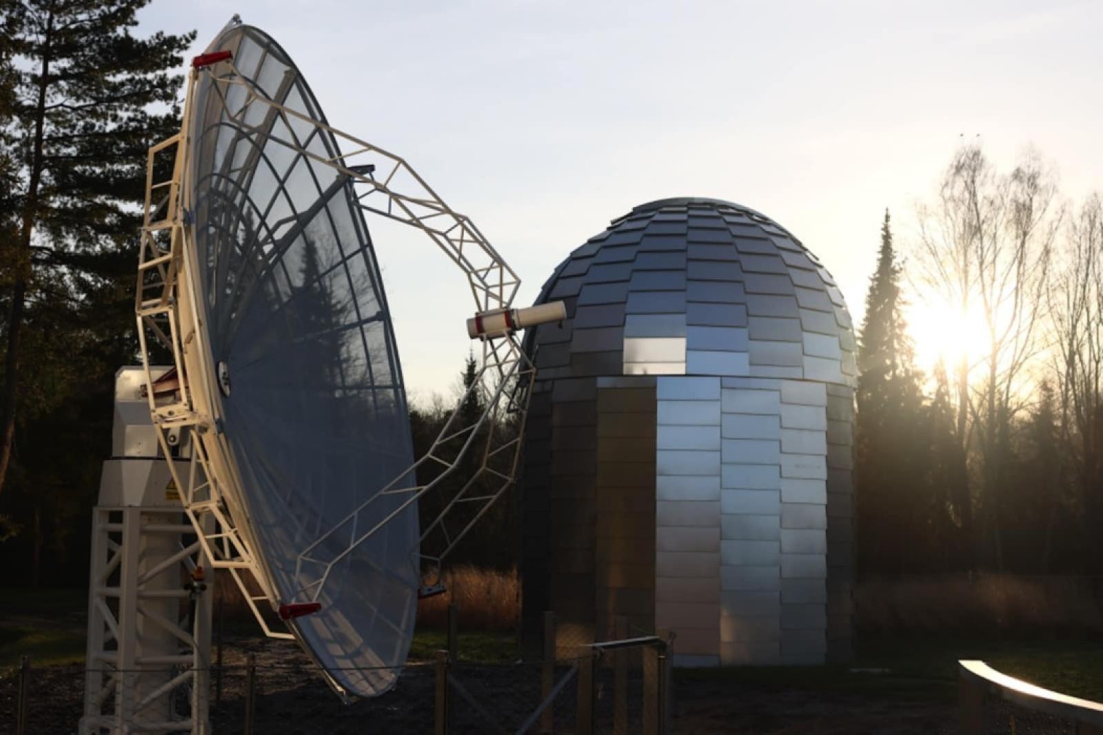 Zdjęcie w galerii na portalu naszwodzislaw.com: W Planetarium Śląskim otwarto dwa nowe obserwatoria astronomiczne wyposażone w nowoczesny sprzęt wiadomości z regionu