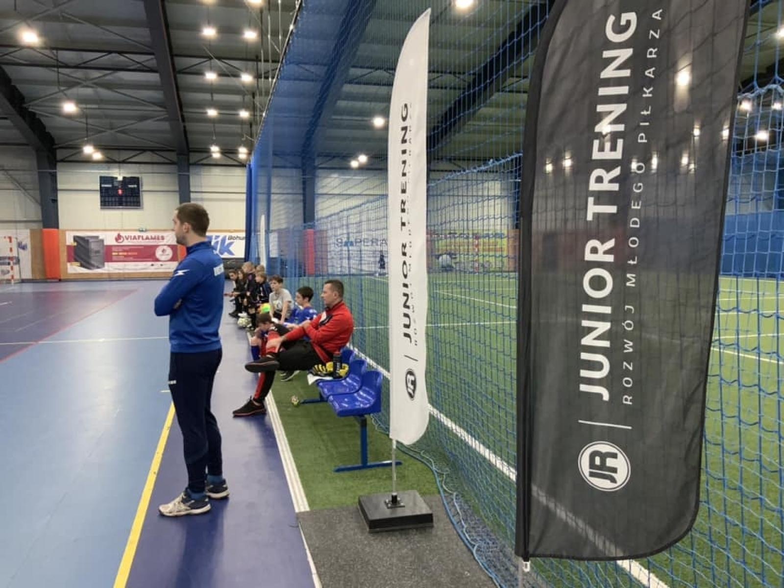 Zdjęcie w galerii na portalu naszwodzislaw.com: Piłkarze rocznika 2015 rywalizowali w Bohuminie [FOTO] wiadomości z regionu