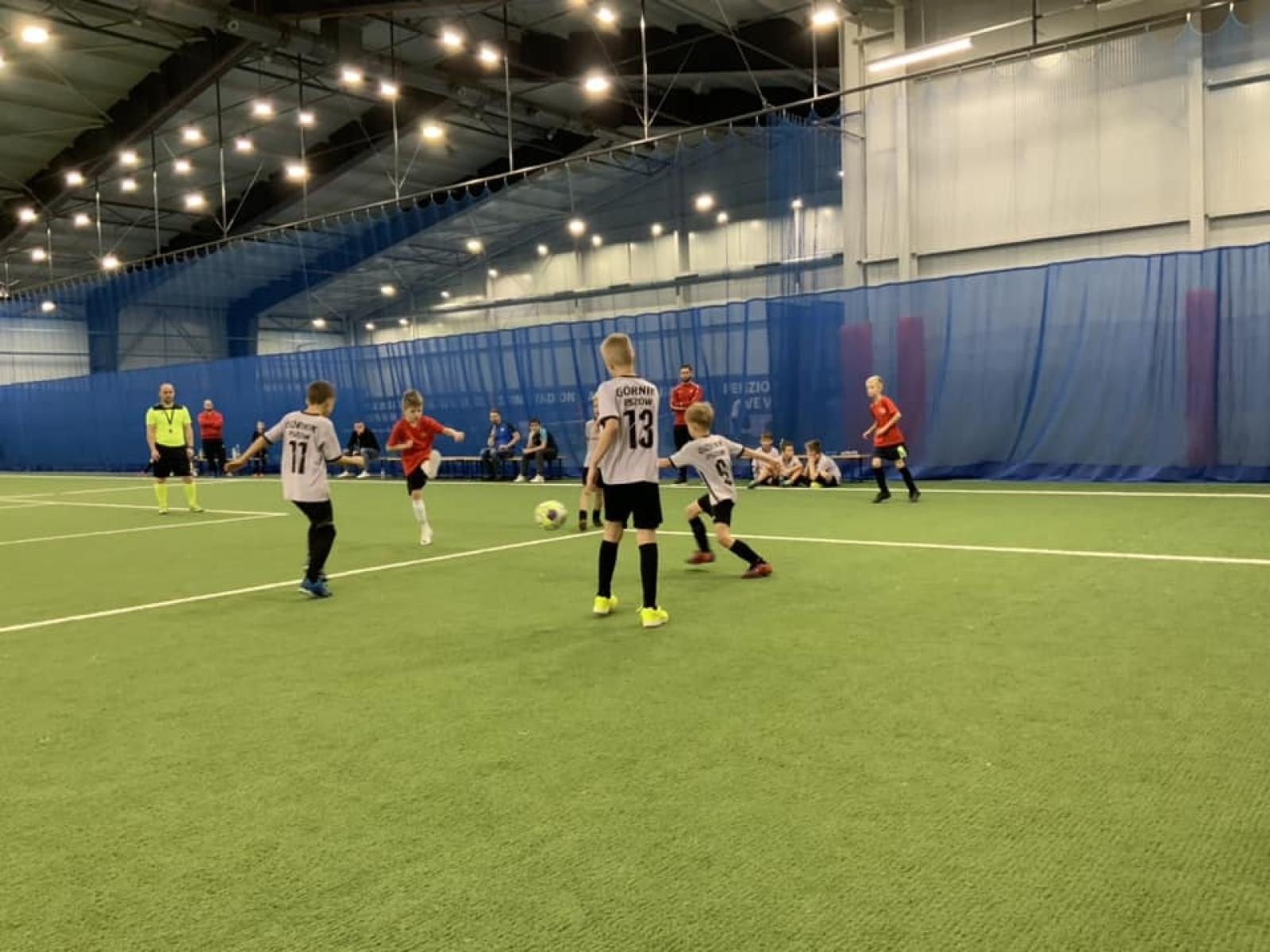 Zdjęcie w galerii na portalu naszwodzislaw.com: Piłkarze rocznika 2015 rywalizowali w Bohuminie [FOTO] wiadomości z regionu