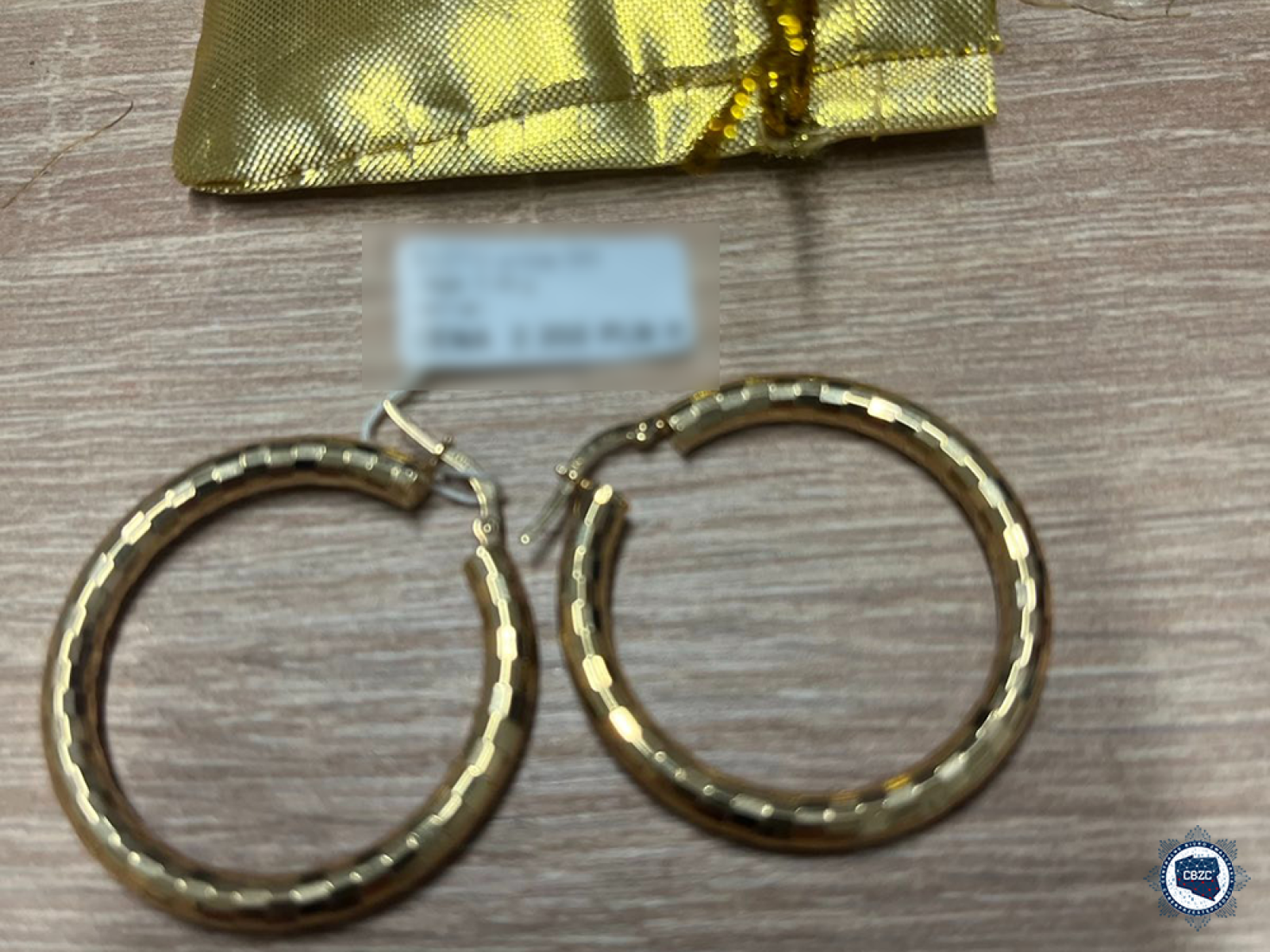 Zdjęcie w galerii na portalu naszwodzislaw.com: Śląska policja rozbiła szajkę oszustów internetowych. Bazowali na danych z darknetu wiadomości z regionu