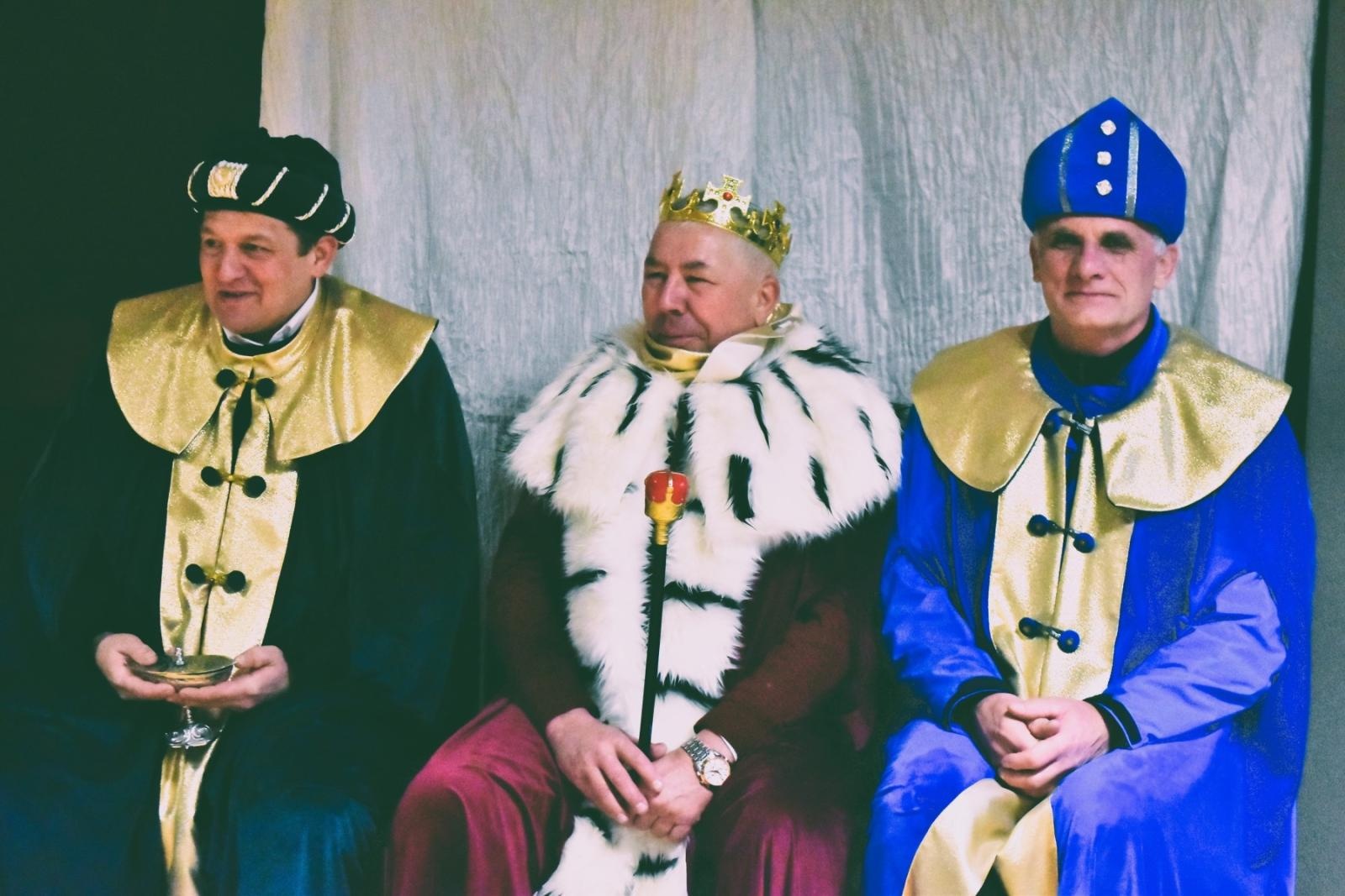 Zdjęcie w galerii na portalu naszwodzislaw.com: Ulicami Skrbeńska przeszedł Orszak Trzech Króli [FOTO] wiadomości z regionu