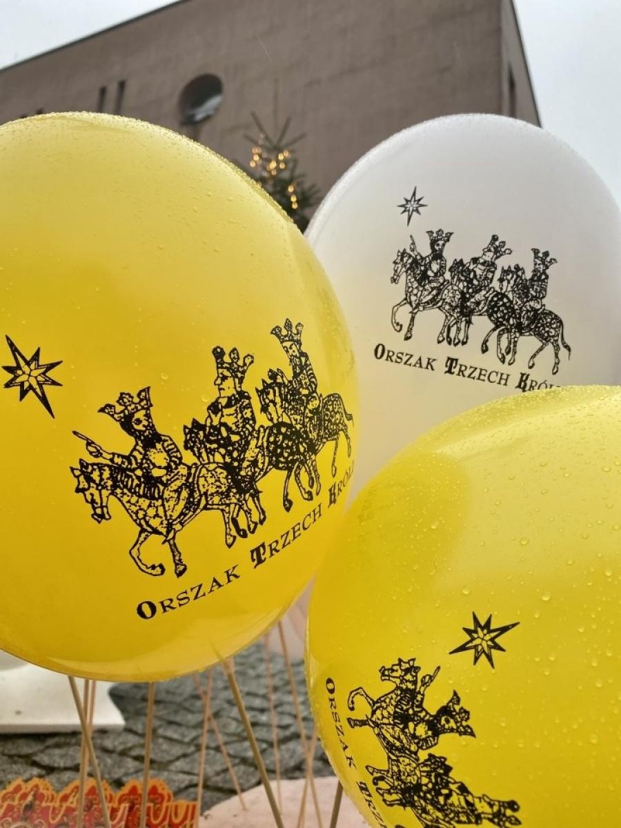 Zdjęcie w galerii na portalu naszwodzislaw.com: Orszak Trzech Króli powrócił do Rydułtów [FOTO] wiadomości z regionu