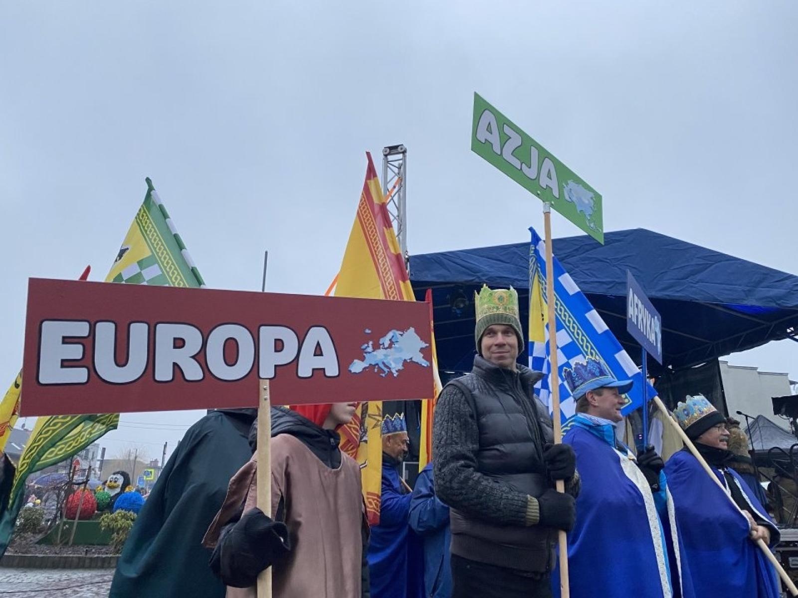 Zdjęcie w galerii na portalu naszwodzislaw.com: Orszak Trzech Króli powrócił do Rydułtów [FOTO] wiadomości z regionu