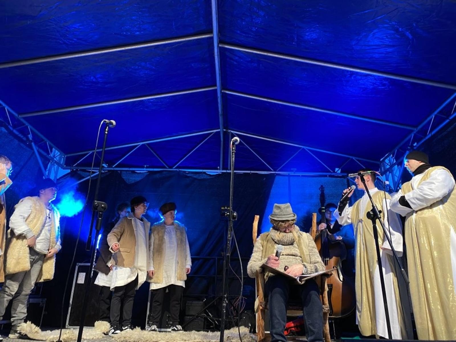 Zdjęcie w galerii na portalu naszwodzislaw.com: Orszak Trzech Króli powrócił do Rydułtów [FOTO] wiadomości z regionu