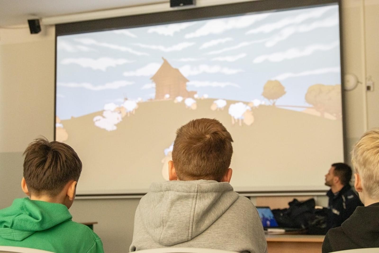 Zdjęcie w galerii na portalu naszwodzislaw.com: W Dziesiątce rozmawiali o przemocy rówieśniczej wiadomości z regionu