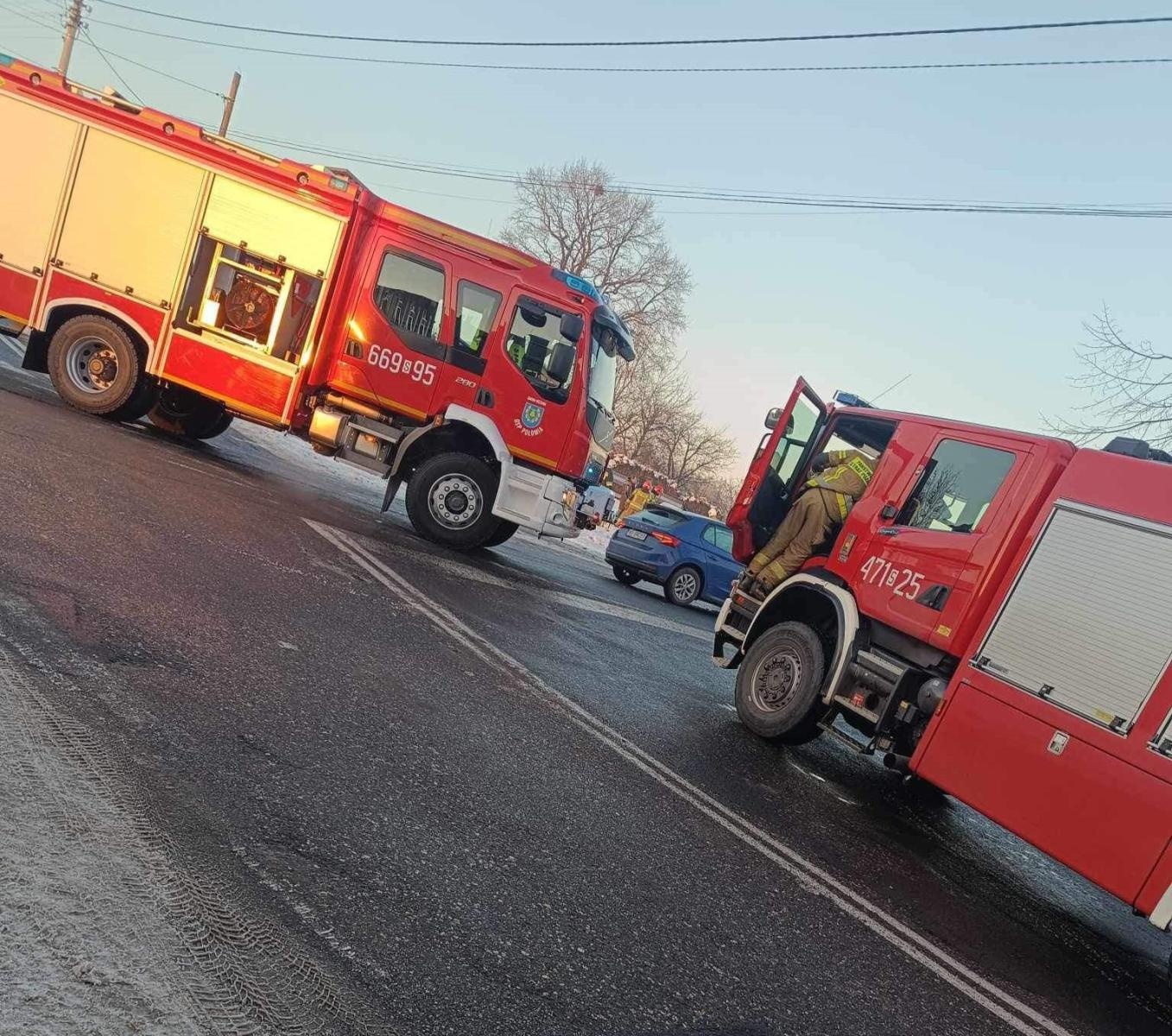 Zdjęcie w galerii na portalu naszwodzislaw.com: Obywatel Chin sprawcą kolizji w Połomi wiadomości z regionu