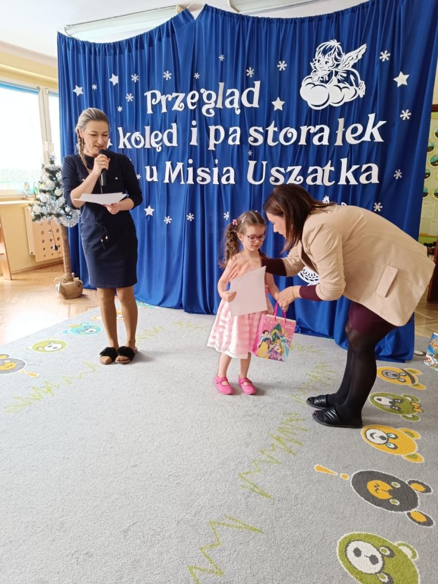 Zdjęcie w galerii na portalu naszwodzislaw.com: Przegląd kolęd i pastorałek u Misia Uszatka w Pszowie wiadomości z regionu