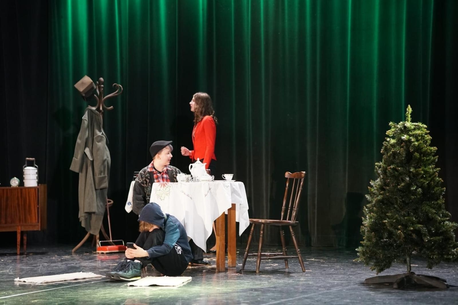 Zdjęcie w galerii na portalu naszwodzislaw.com: Miejski Festiwal Widowisk Jasełkowych. Znamy wyniki wiadomości z regionu