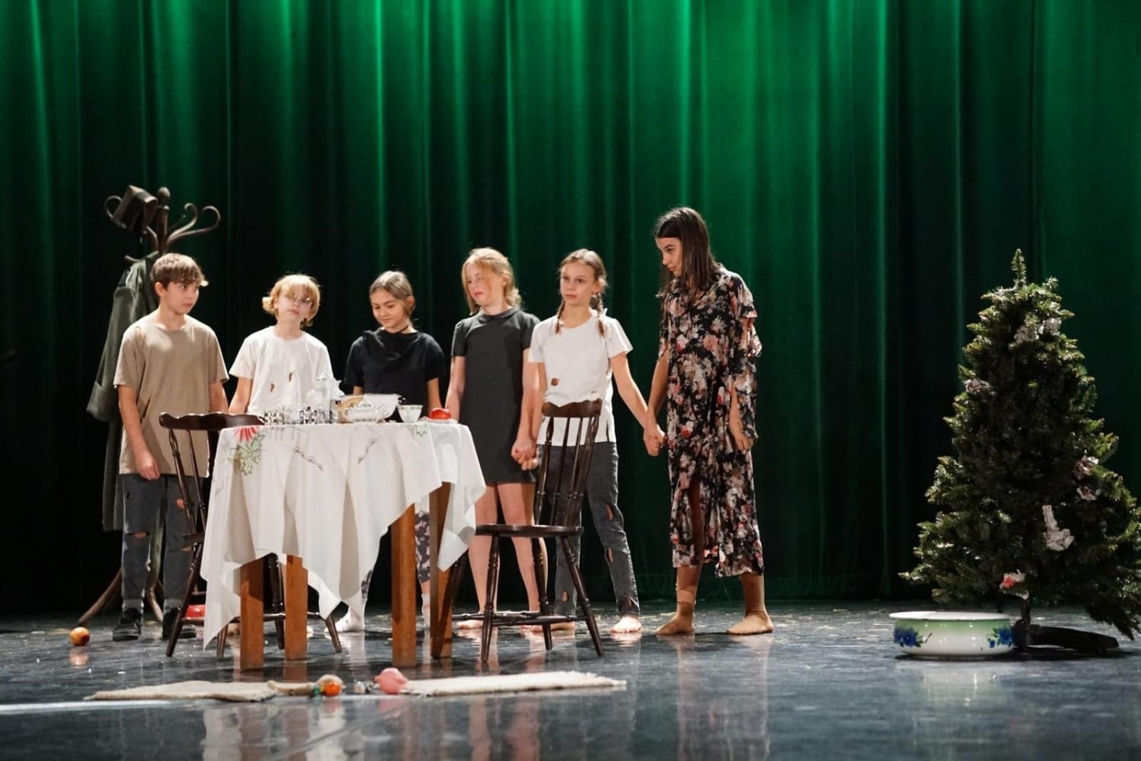 Zdjęcie w galerii na portalu naszwodzislaw.com: Miejski Festiwal Widowisk Jasełkowych. Znamy wyniki wiadomości z regionu