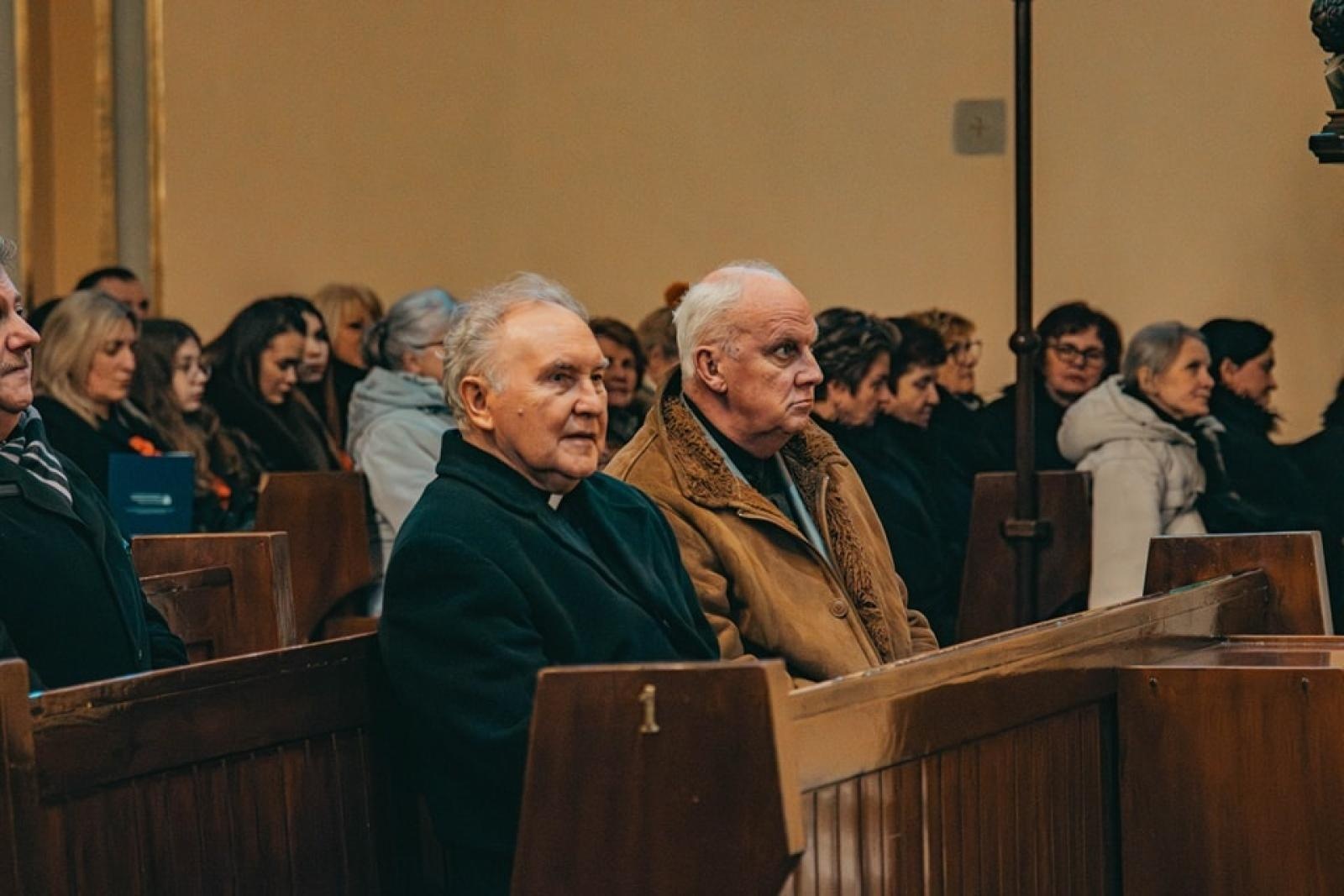 Zdjęcie w galerii na portalu naszwodzislaw.com: Wyśpiewali najpiękniejsze kolędy i pastorałki [FOTO] wiadomości z regionu