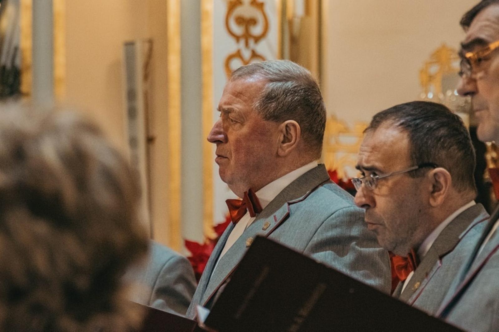 Zdjęcie w galerii na portalu naszwodzislaw.com: Wyśpiewali najpiękniejsze kolędy i pastorałki [FOTO] wiadomości z regionu