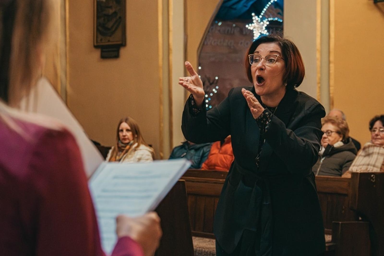 Zdjęcie w galerii na portalu naszwodzislaw.com: Wyśpiewali najpiękniejsze kolędy i pastorałki [FOTO] wiadomości z regionu