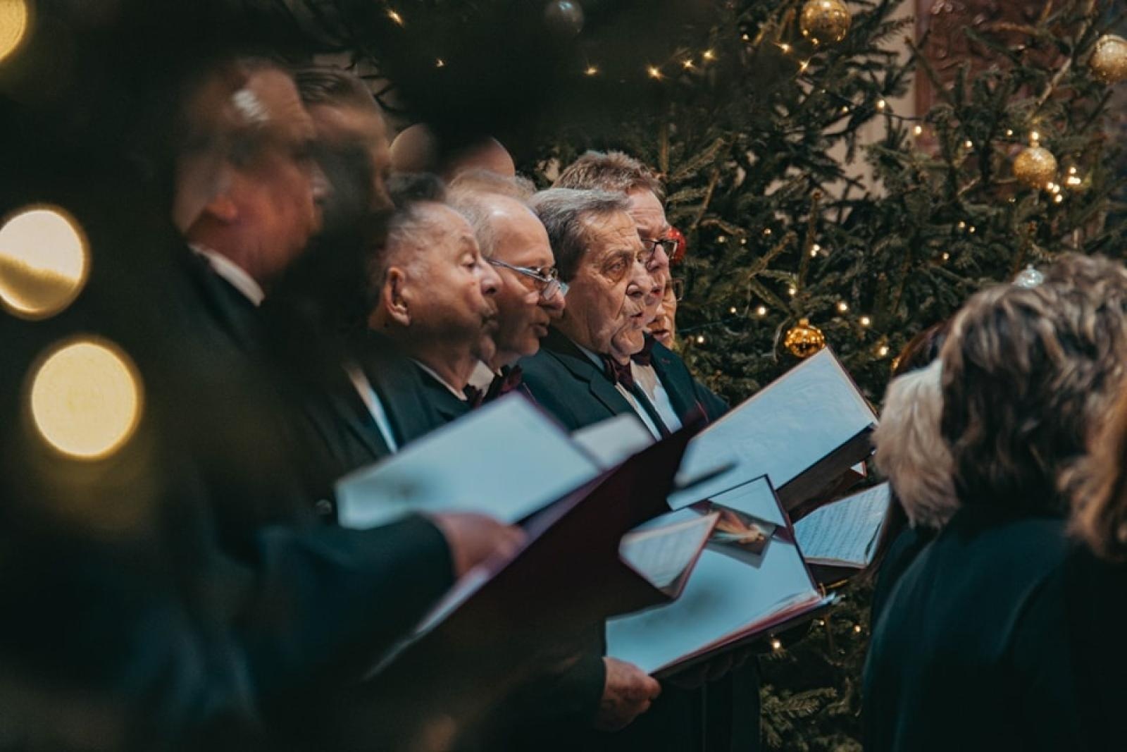 Zdjęcie w galerii na portalu naszwodzislaw.com: Wyśpiewali najpiękniejsze kolędy i pastorałki [FOTO] wiadomości z regionu