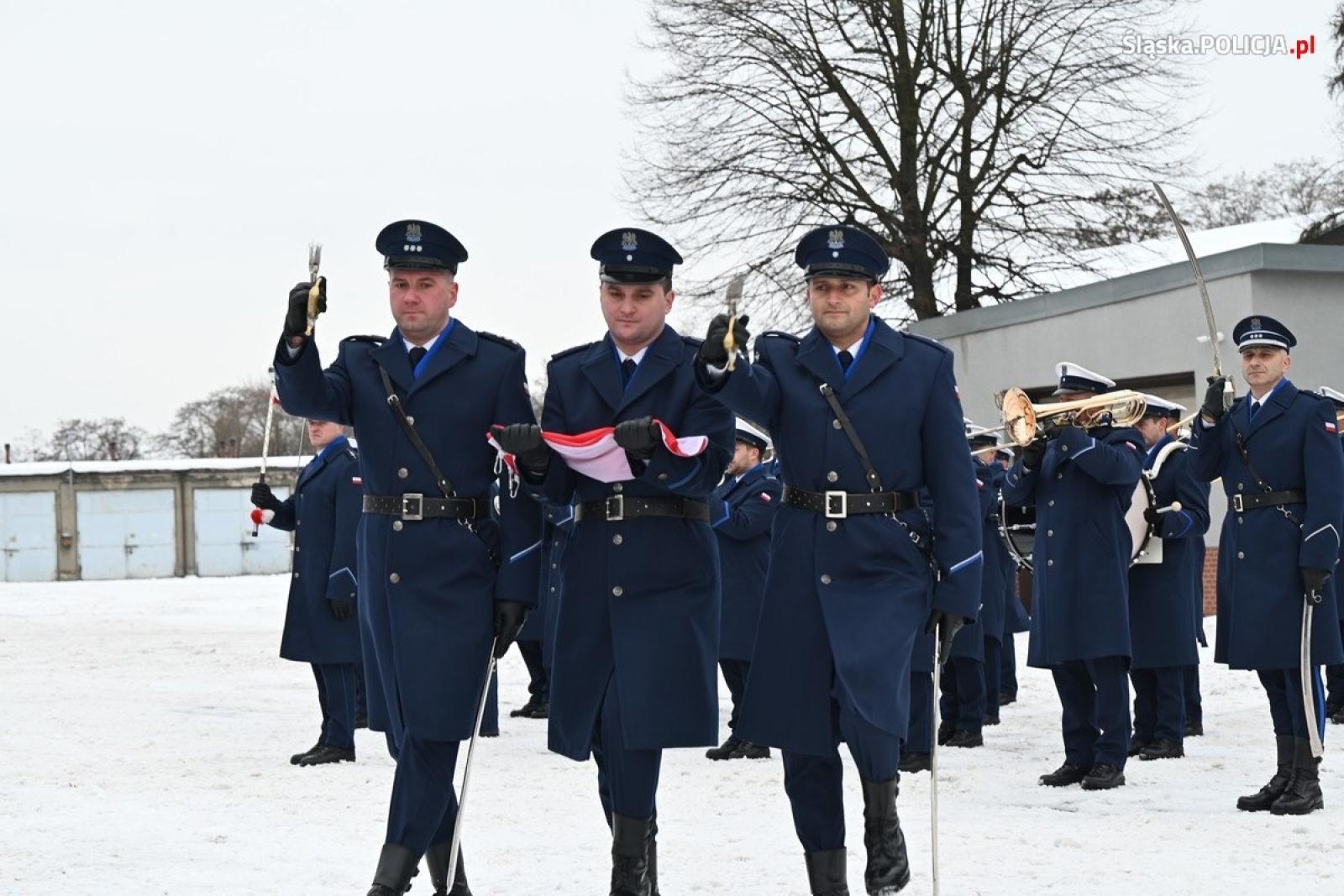Zdjęcie w galerii na portalu naszwodzislaw.com: Nowi śląscy policjanci złożyli ślubowanie [FOTO i WIDEO] wiadomości z regionu