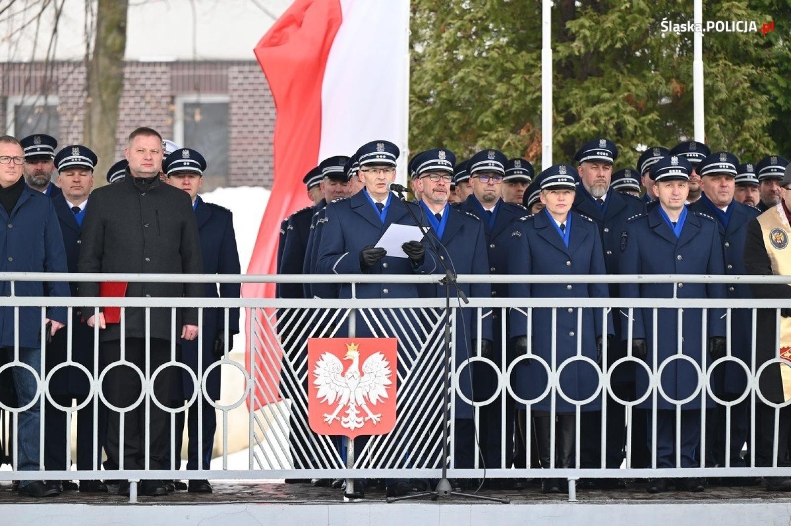 Zdjęcie w galerii na portalu naszwodzislaw.com: Nowi śląscy policjanci złożyli ślubowanie [FOTO i WIDEO] wiadomości z regionu