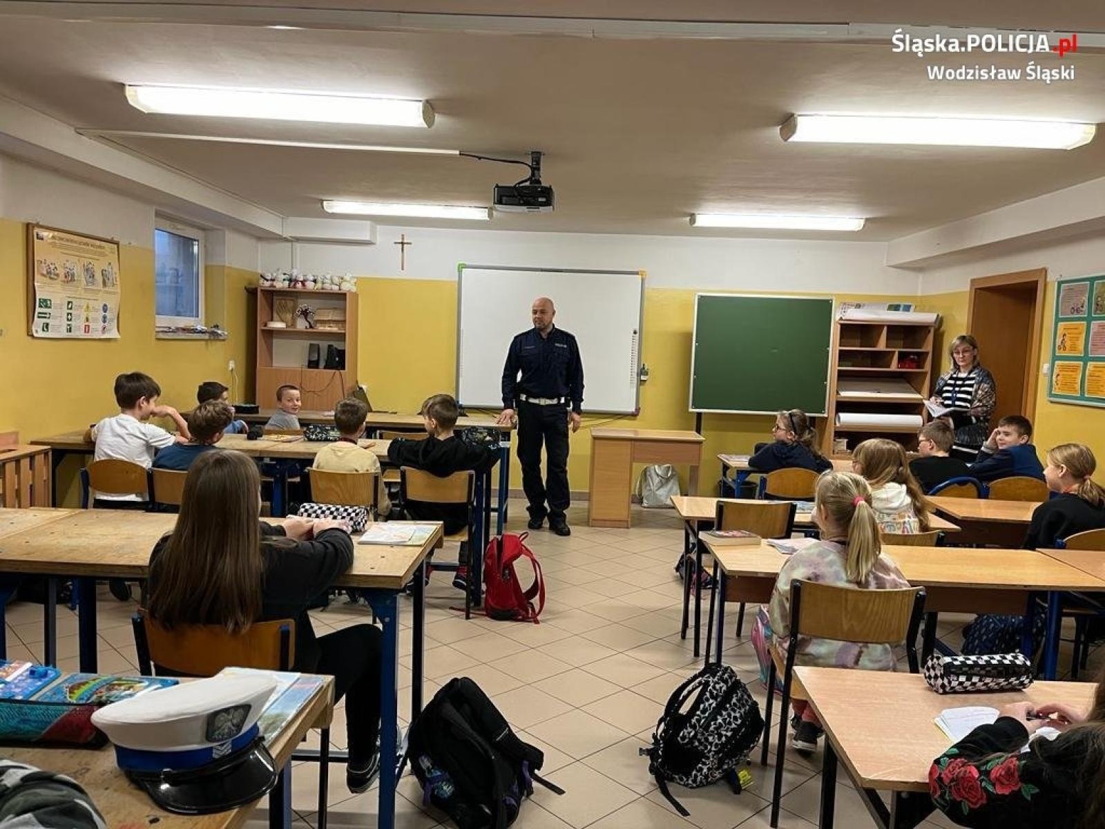 Zdjęcie w galerii na portalu naszwodzislaw.com: W Gołkowicach o bezpieczeństwie w ruchu drogowym wiadomości z regionu