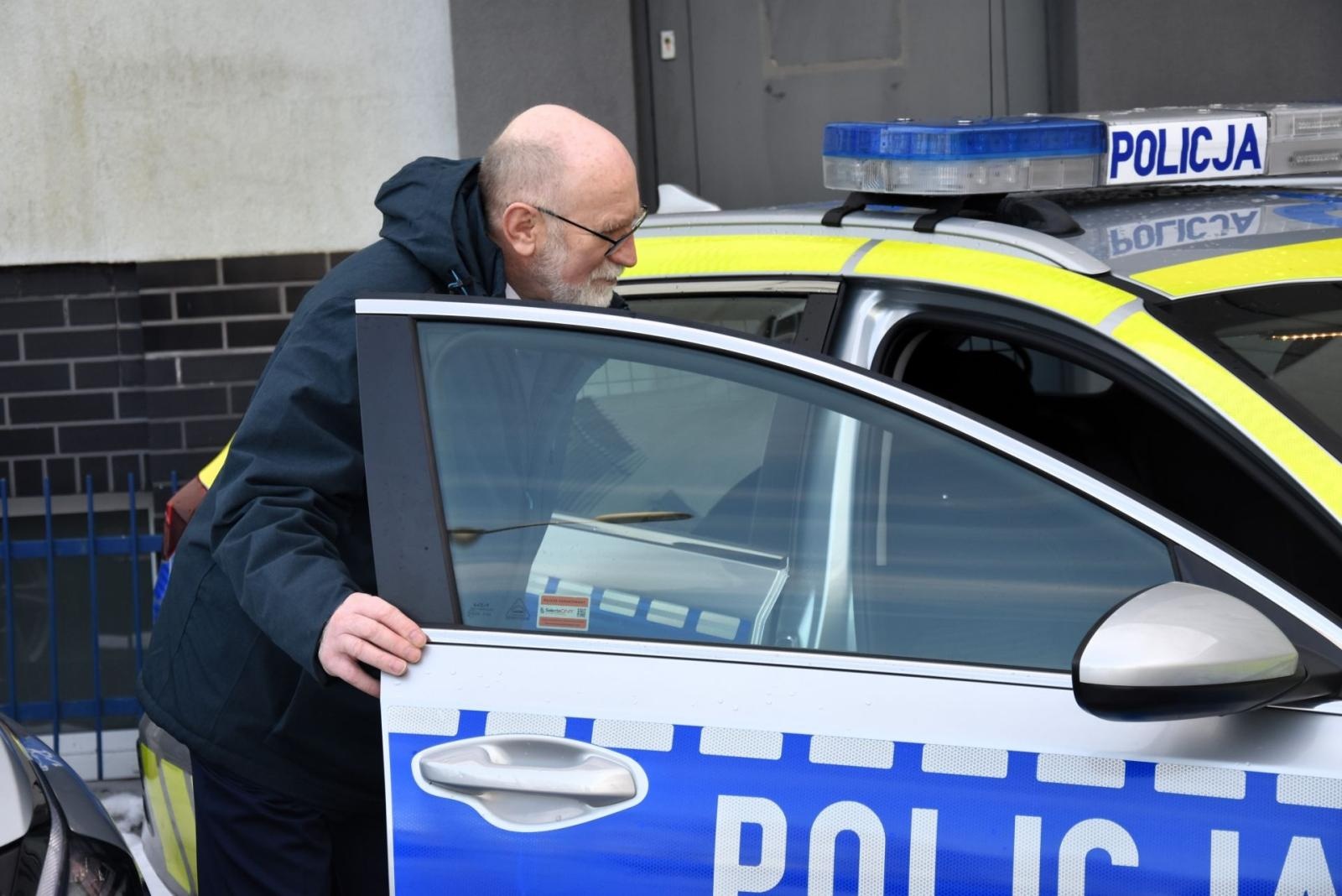 Zdjęcie w galerii na portalu naszwodzislaw.com: Wodzisławska policja ma trzy nowe wozy wiadomości z regionu