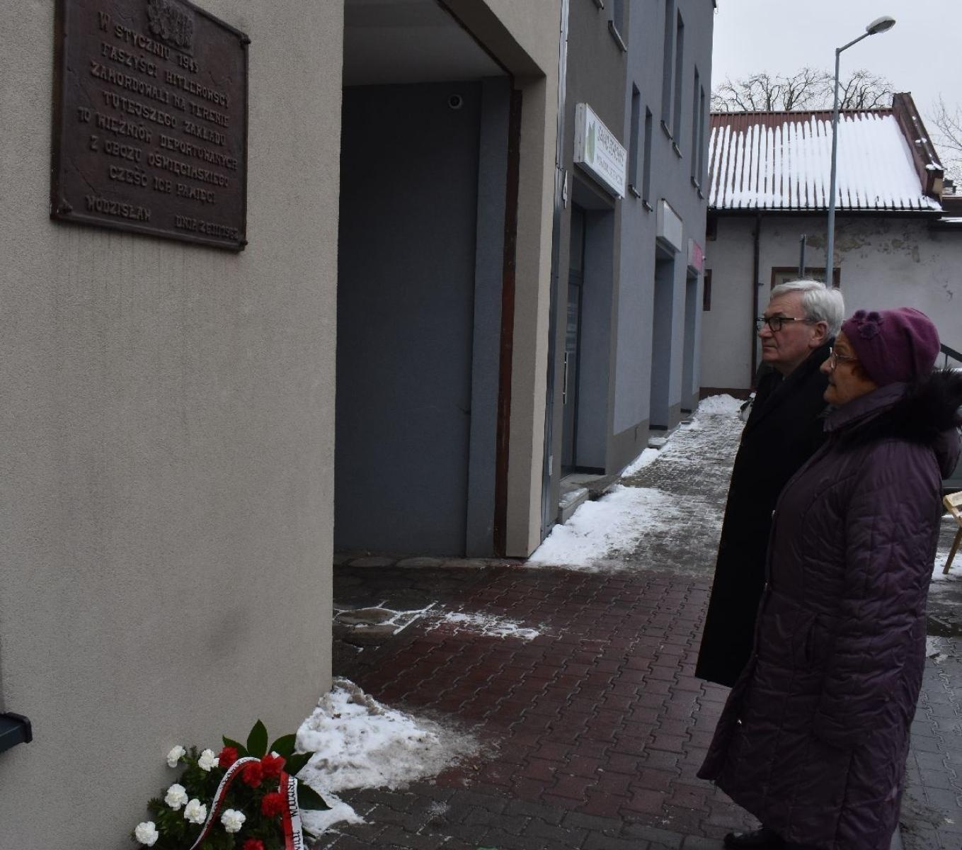 Zdjęcie w galerii na portalu naszwodzislaw.com: Władze powiatu pamiętają o Marszu Śmierci wiadomości z regionu