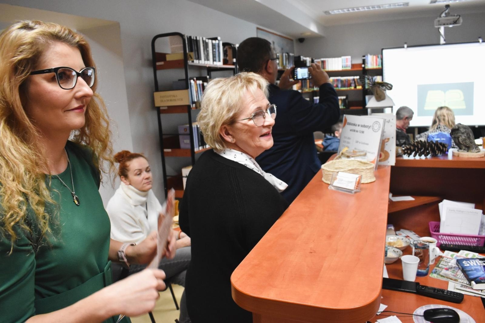 Zdjęcie w galerii na portalu naszwodzislaw.com: W czytaniu siła! Rekordzista z Gminy Godów przeczytał ponad 250 książek w ciągu roku wiadomości z regionu