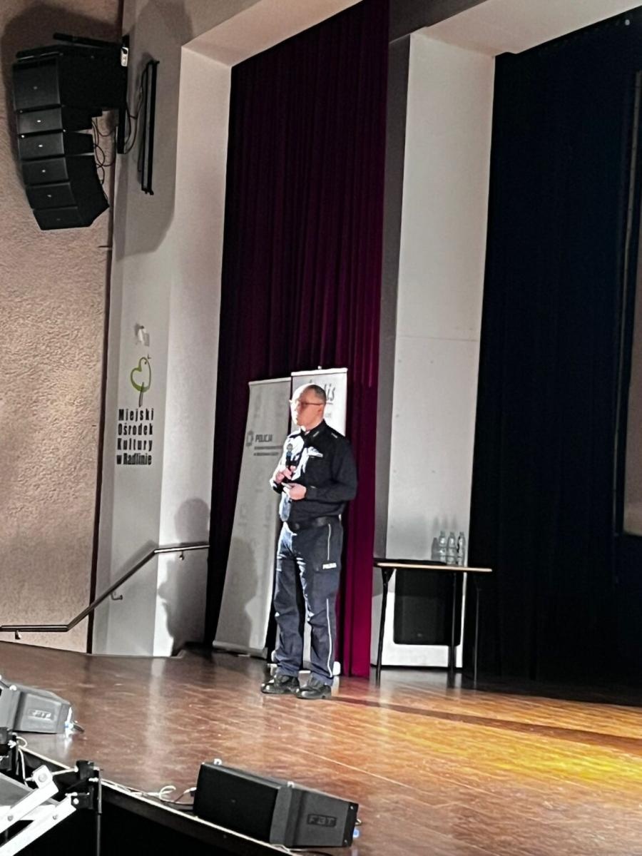 Zdjęcie w galerii na portalu naszwodzislaw.com: Konferencja ChrońMY Dzieci w Radlinie. Nowe standardy ochrony małoletnich [FOTO i WIDEO] wiadomości z regionu