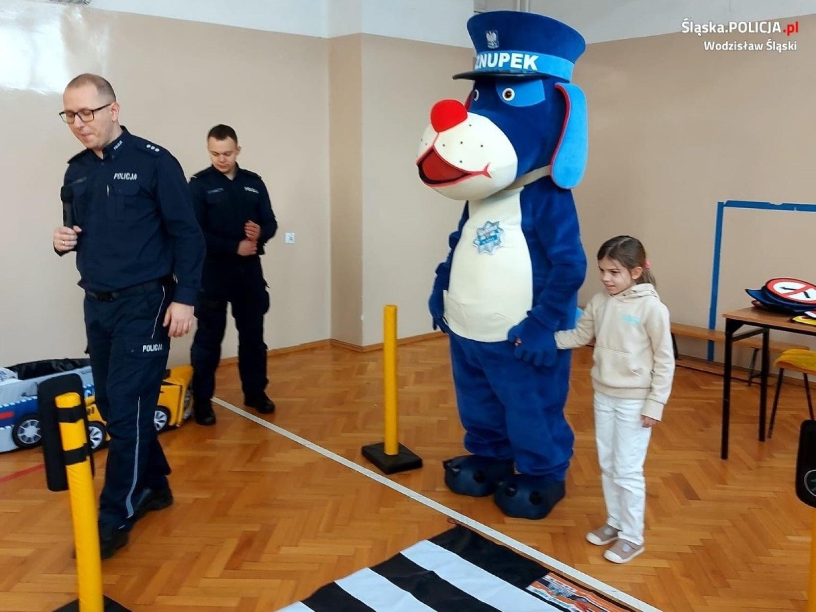 Zdjęcie w galerii na portalu naszwodzislaw.com: O bezpieczeństwie w Gogołowej z wyjątkowym gościem wiadomości z regionu