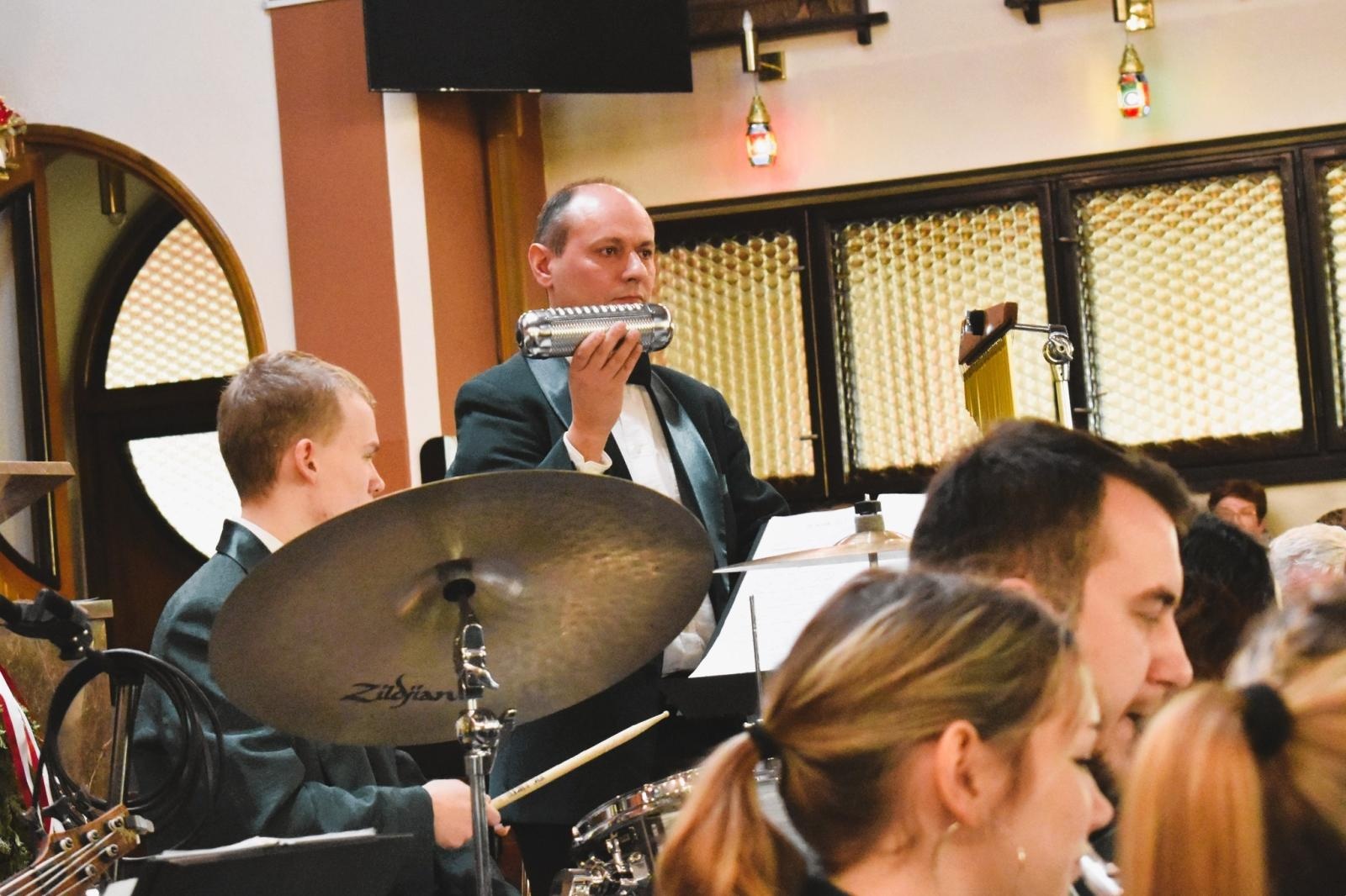 Zdjęcie w galerii na portalu naszwodzislaw.com: Gminna Orkiestra Dęta koncertowała w Gołkowicach wiadomości z regionu