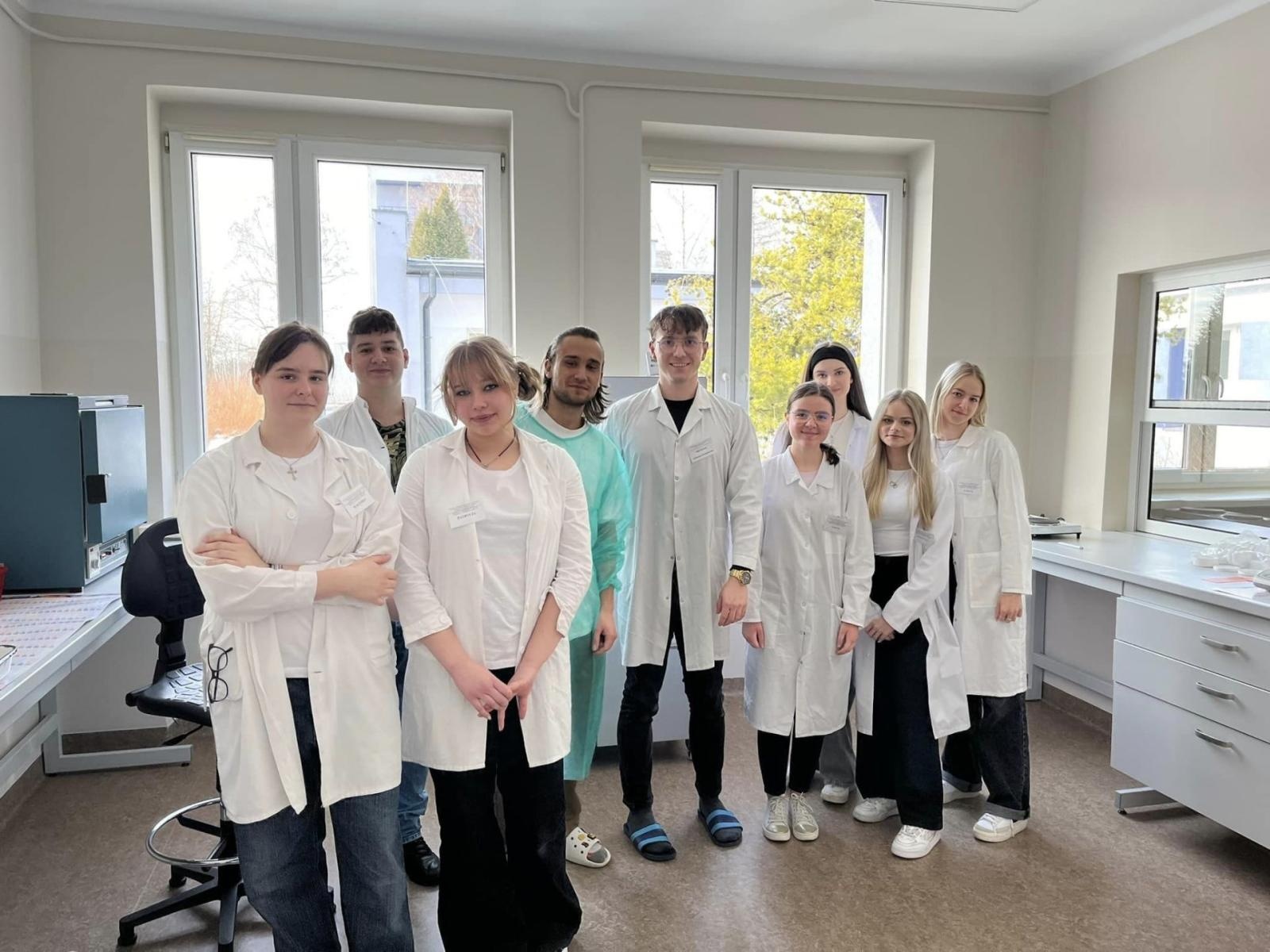 Zdjęcie w galerii na portalu naszwodzislaw.com: W Powiecie Wodzisławskim ruszyły Zawodowe Debiuty [FOTO] wiadomości z regionu